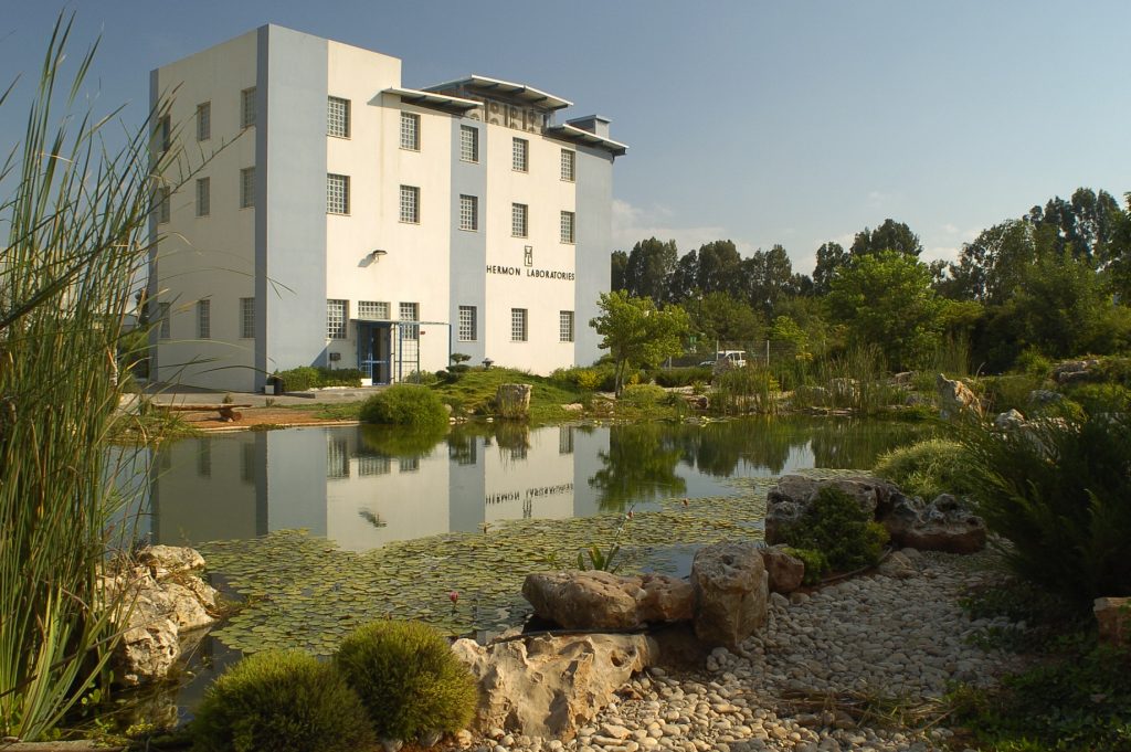 בניין של חרמון מעבדות