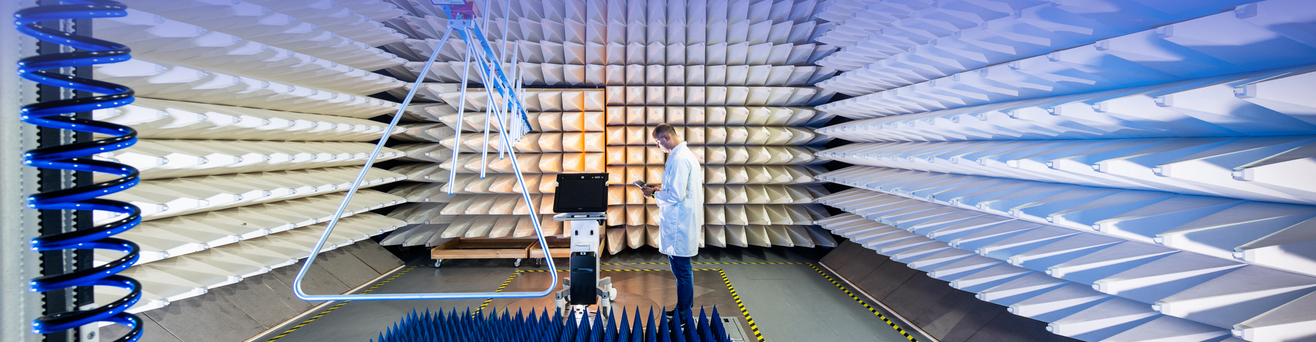 קורס תאימות אלקטרומגנטית EMC